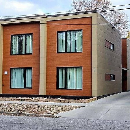 קליבלנד Kcm Mikros Smart Apartments 7 מראה חיצוני תמונה