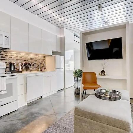 קליבלנד Kcm Mikros Smart Apartments 7 מראה חיצוני תמונה